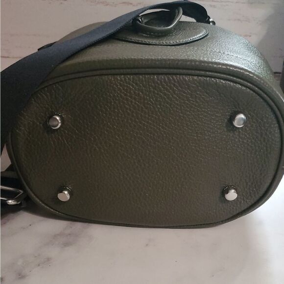 COACH Dempsey Crossbody Bucket Bagβin Olive Green & Silver - Picture 11 of 14